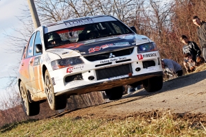 HIDEG AND KEREK VICTORIOUS IN KUMROVEC
